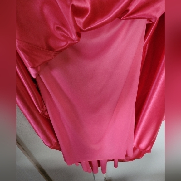 City Triangles Hot Pink Beaded V Neck Formal Satin Like Party Prom Dress - Picture 8 of 11